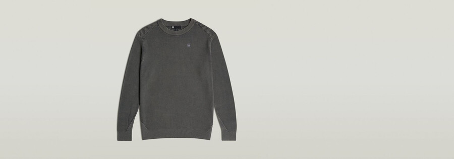 serrated knitted sweater