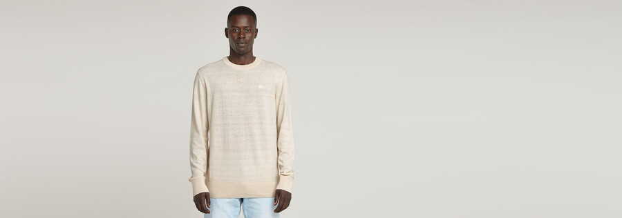 premium core knitted sweater
