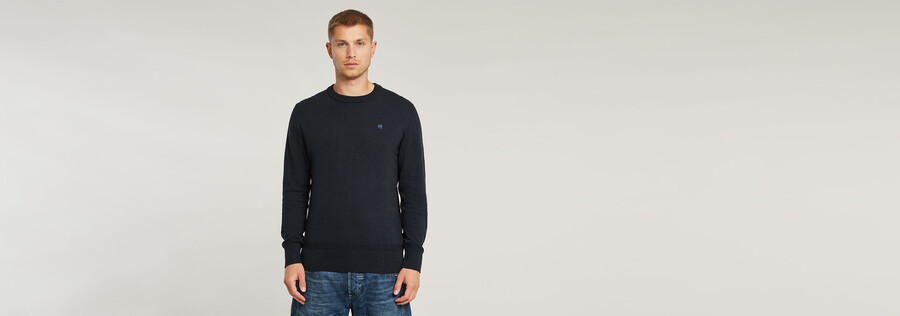 premium core knitted sweater