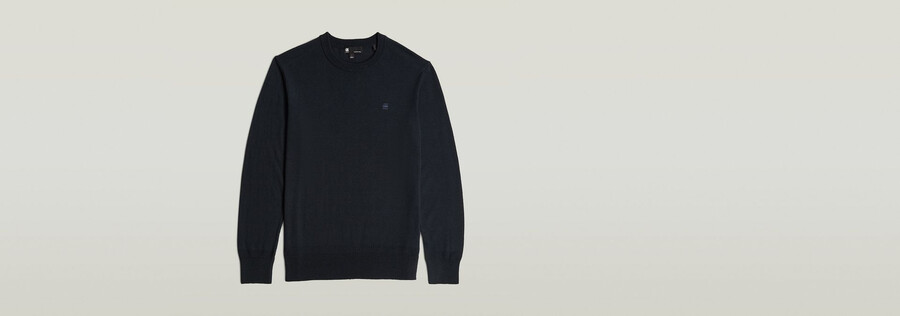 premium core knitted sweater
