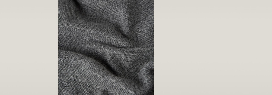 the floris - correct crew neck sweater