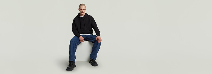 bend loose jeans