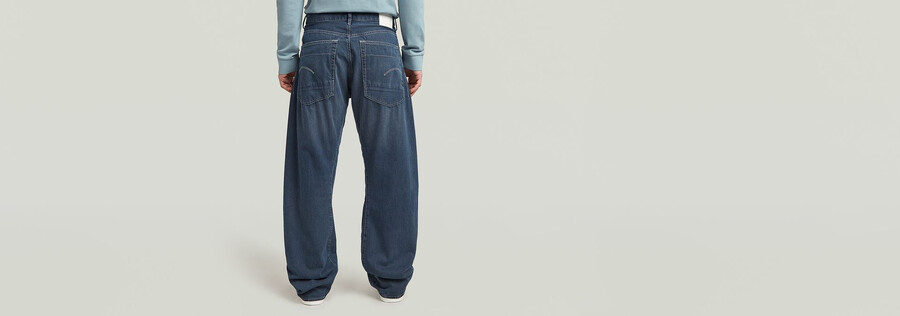 bend loose jeans
