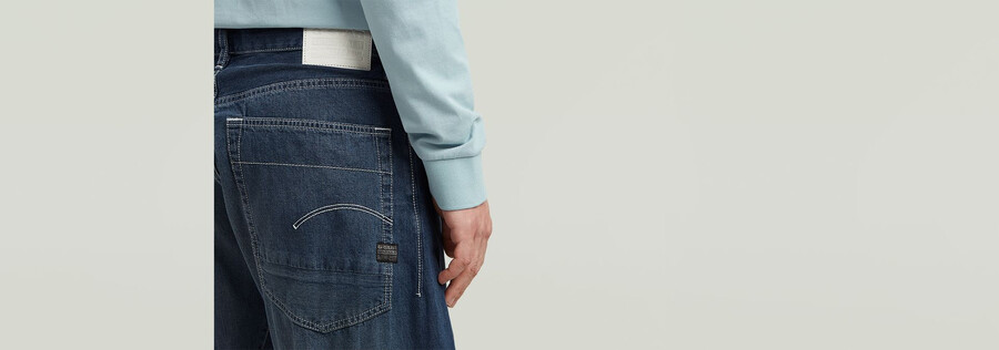 bend loose jeans