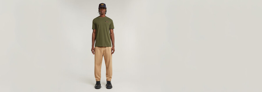pleated chino relaxed tapered