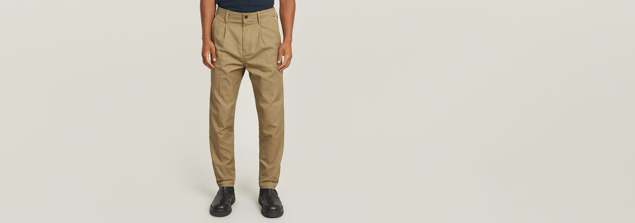 pleated chino relaxed tapered
