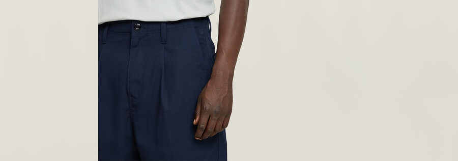 pleated chino relaxed tapered