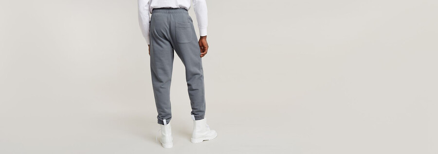 essential loose tapered sweat pants
