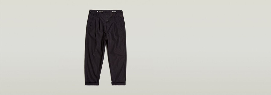 pleated tech chino relaxed