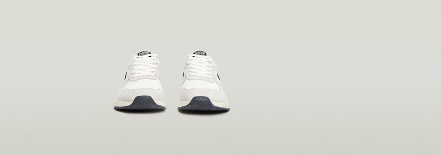 aver basic sneakers