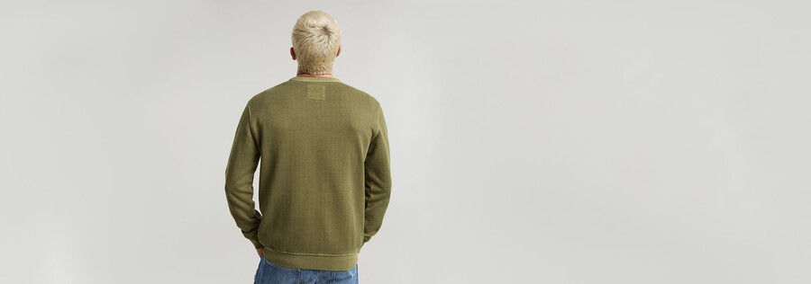 destroyed g logo washed sweater