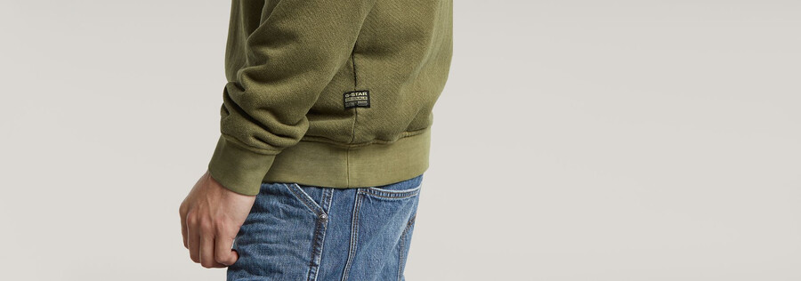 destroyed g logo washed sweater