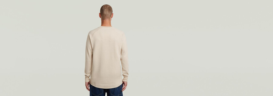 jirgi long sleeve t-shirt