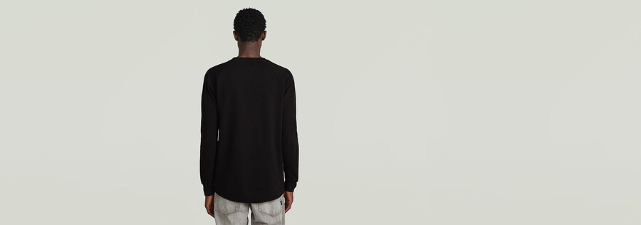 jirgi long sleeve t-shirt