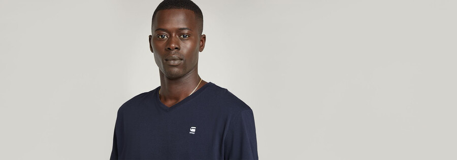 base-s v-neck t-shirt