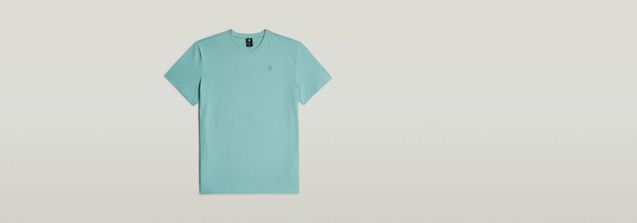 base-s v t-shirt