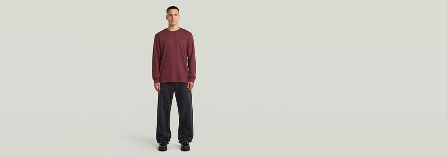 nifous t-shirt