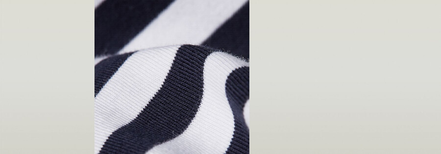 nifous stripe t-shirt