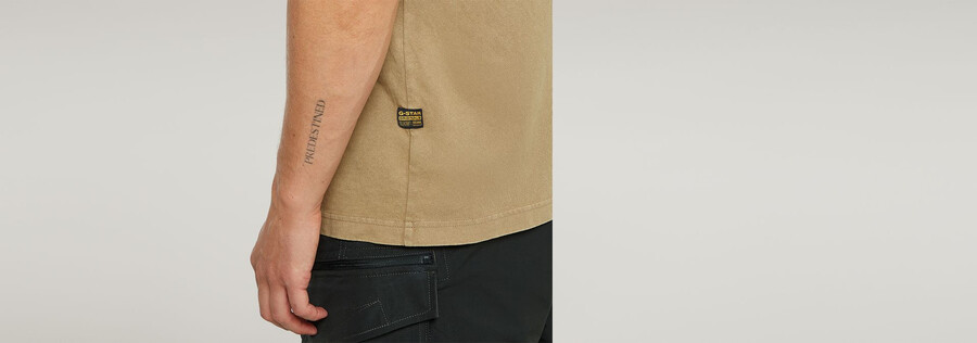 washed pocket t-shirt