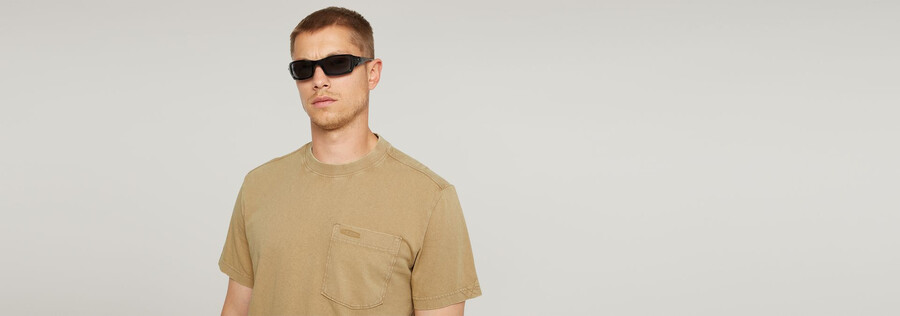 washed pocket t-shirt