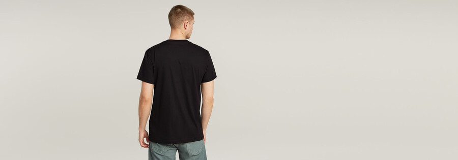 text chest t-shirt