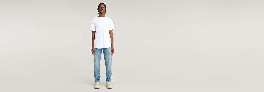 lash back graphic t-shirt