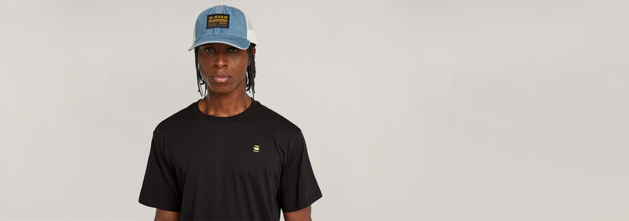 lash back graphic t-shirt
