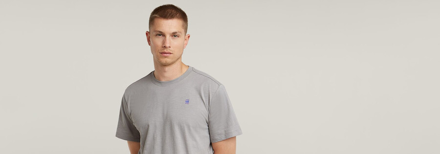 lash back graphic t-shirt