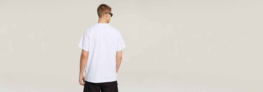 burger box rain loose t-shirt