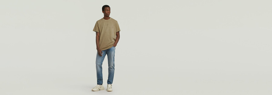 overdyed center chest loose t-shirt