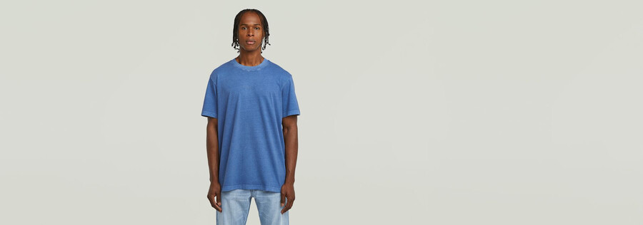 overdyed center chest loose t-shirt