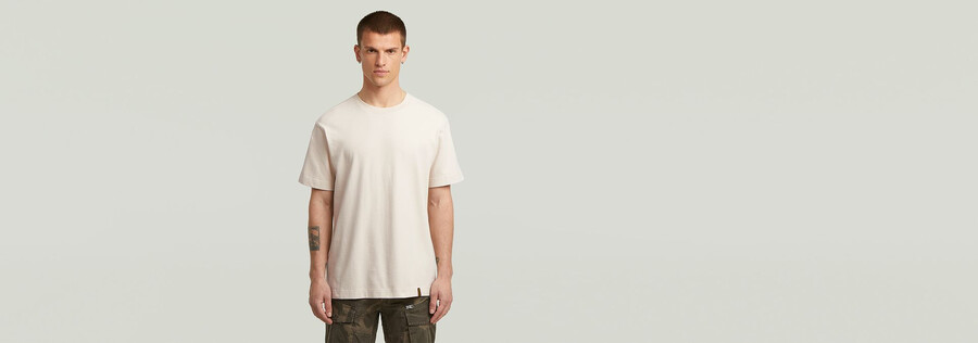 essential t-shirt