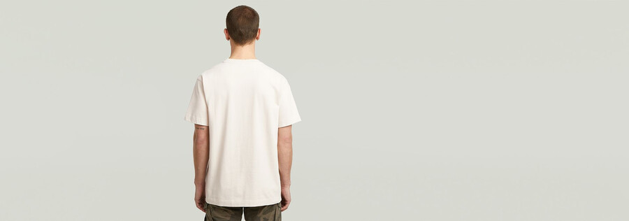 essential t-shirt