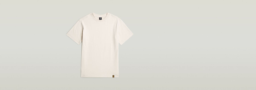 essential t-shirt