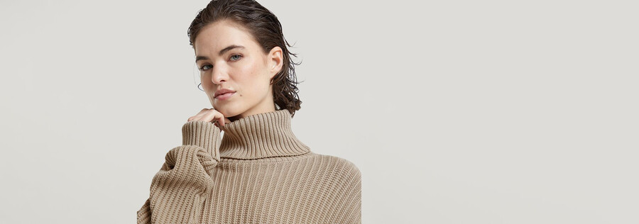 loose turtle knitted sweater