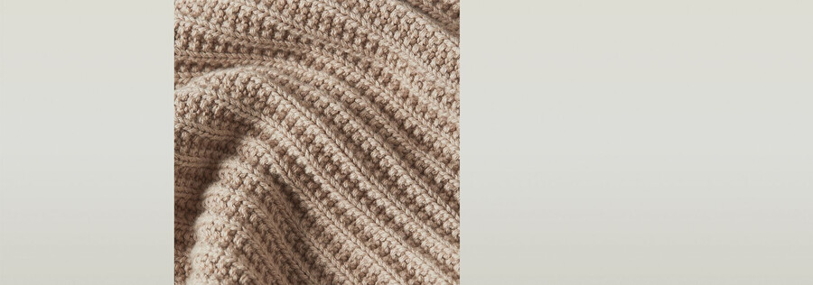 loose turtle knitted sweater