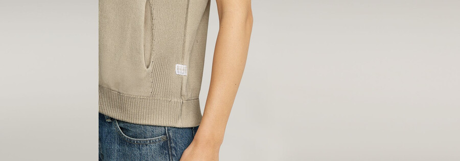 washed lightweight zip knitted top