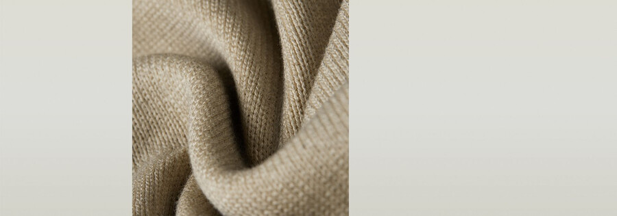 washed lightweight zip knitted top