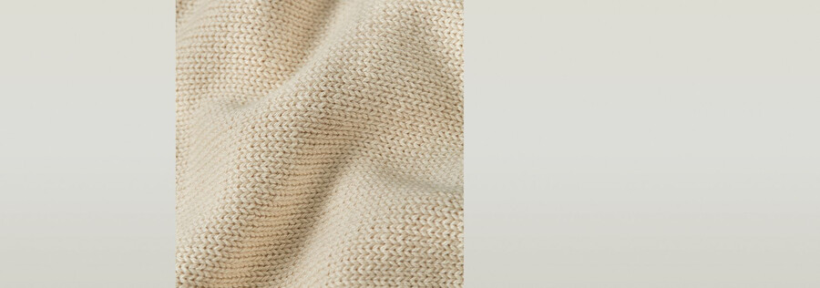 milano half zip knit