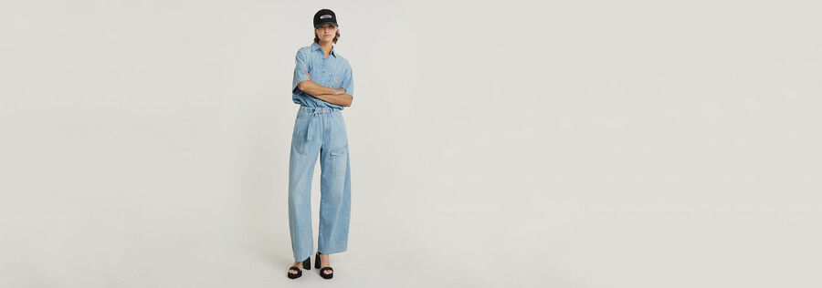 belted cargo loose jeans