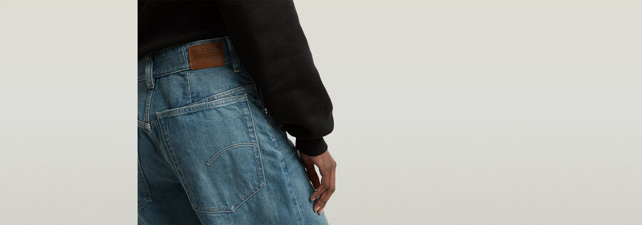 skater high loose jeans