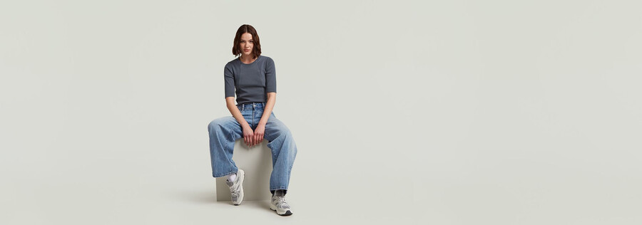 skater high loose jeans