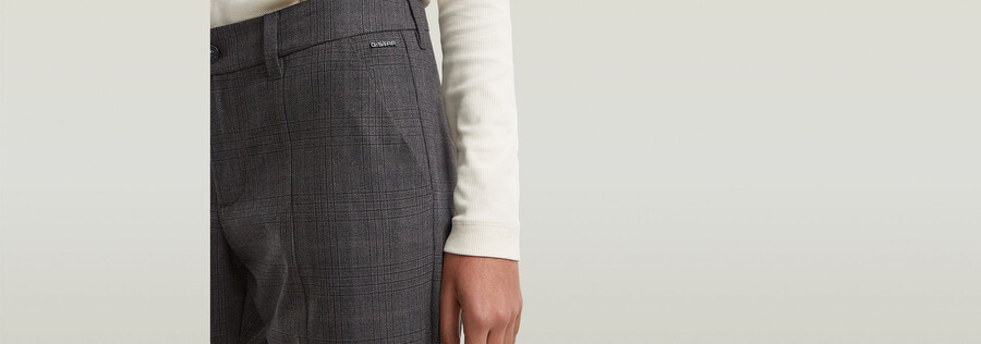 front slit chino