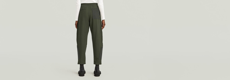 tone on tone cargo pants