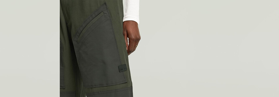 tone on tone cargo pants