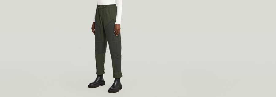 tone on tone cargo pants