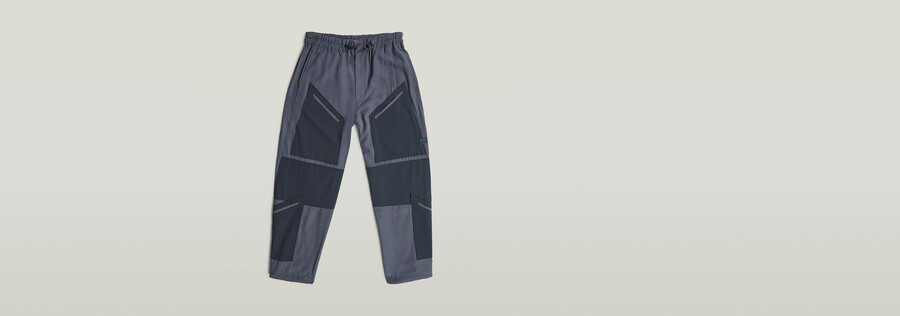 tone on tone cargo pants