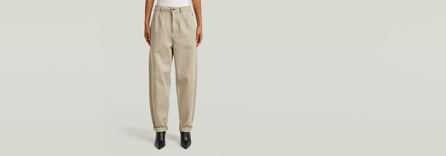 pleated tapered chino