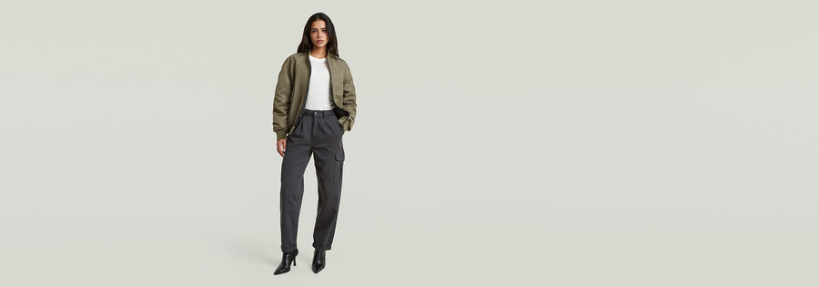 pleated tapered cargo chino