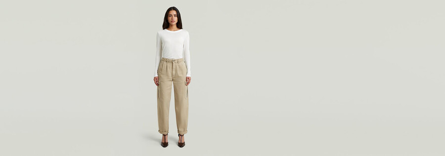 pleated tapered cargo chino